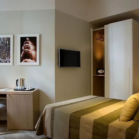 50 招待所 那不勒斯