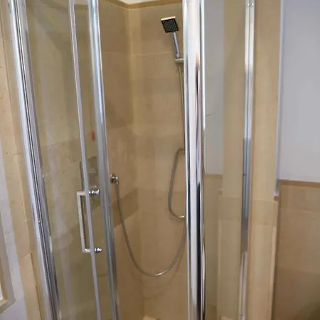 50 招待所 那不勒斯