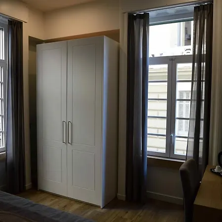 50 Guest house
